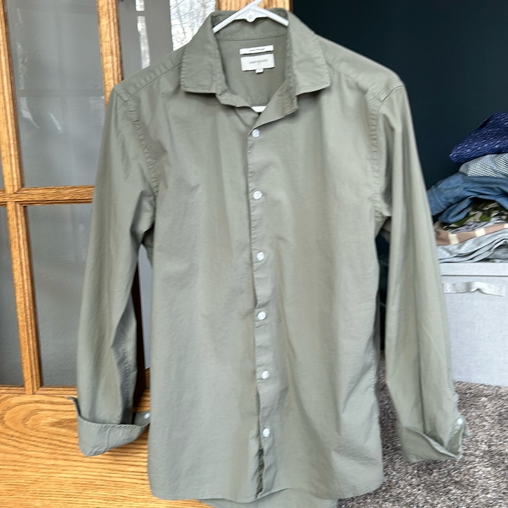 Mark Bellucci men’s shirt
